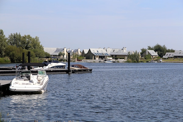 Foto van Villa Oesterdam Deluxe | 6 personen - Vakantiehuis in Tholen - AreaSummer5KM