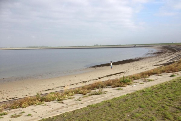 Foto van Villa Oesterdam Deluxe | 8 slaapplaatsen - Vakantiehuis in Tholen - AreaSummer20KM