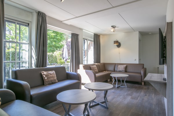 Foto van Vakantiehuis bij Breda & Biesbosch Park - Vakantiehuis in Oosterhout - LivingRoom