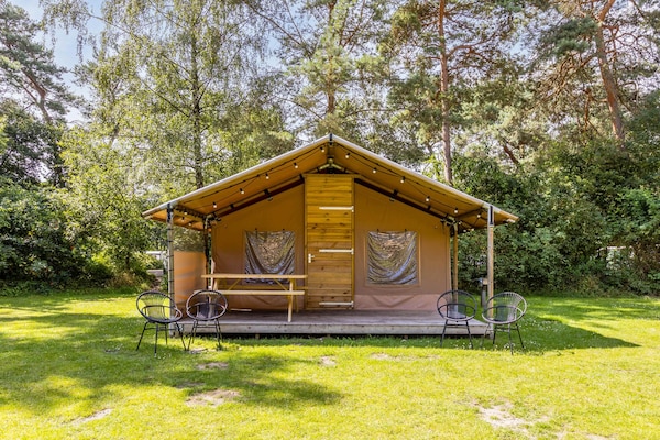 Foto van Safaritent bij De Biesbosch en Breda - Vakantiehuis in Oosterhout - ExteriorSummer
