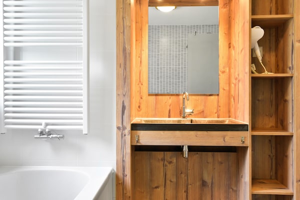Foto van Moderne bungalow met privésauna - Vakantiehuis in Diessen-Baarschot - BathRoom