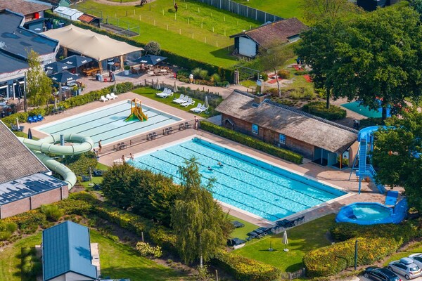 Foto van Chalet bij de Efteling - Vakantiehuis in Kaatsheuvel - AreaSummer1KM