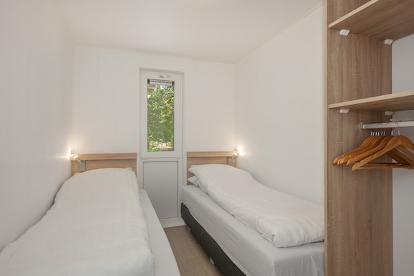 Foto van Lodge in Bospark bij natuurgebied - Vakantiehuis in Mierlo - BedRoom