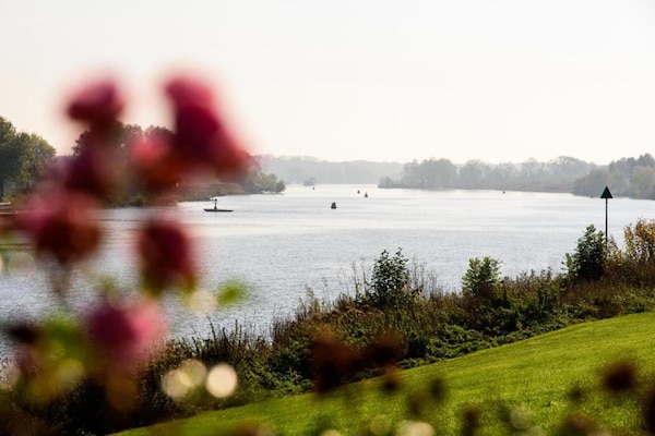 Foto van Villa in Arcen met ligbad en combimagnetron - Vakantiehuis in Arcen - AreaSummer20KM