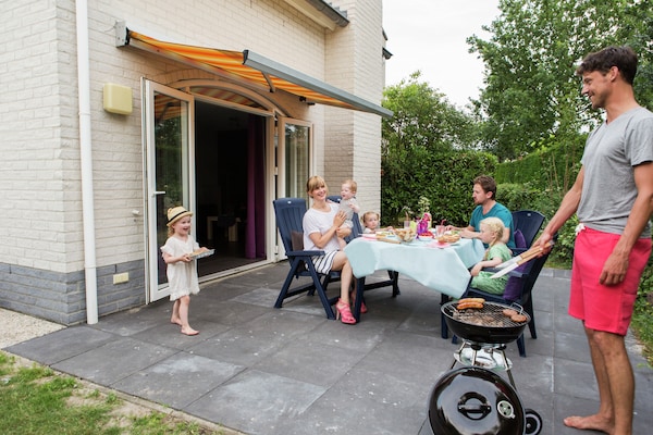 Foto van Moderne bungalow met wasmachine - Vakantiehuis in Arcen - GardenSummer