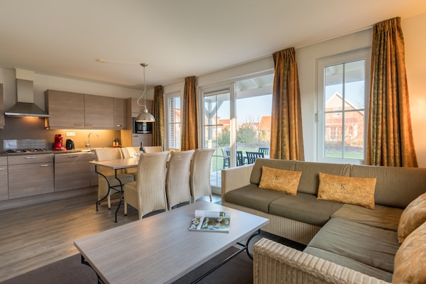 Foto van Villa in Klein Vink met toegang tot thermen - Vakantiehuis in Arcen - LivingRoom