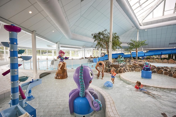 Foto van Boerderij in Limburg met Sauna & Zwembad - Vakantiehuis in Roggel - ParkFacilities