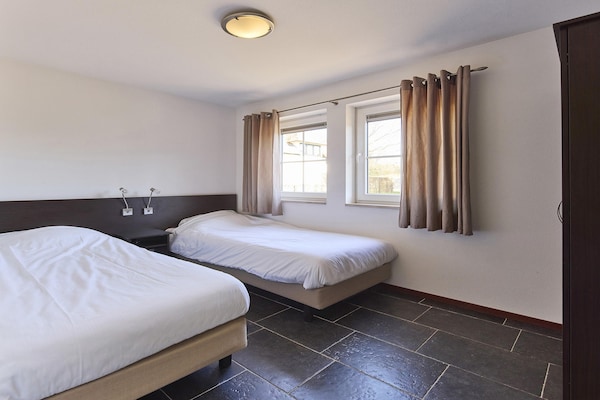 Foto van Boerderij in Limburg met Sauna & Bubbelbad - Vakantiehuis in Roggel - BedRoom