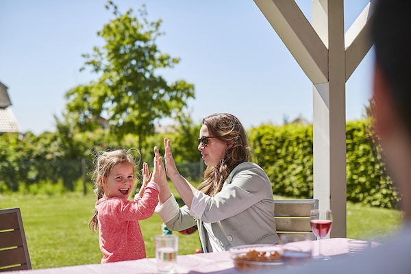 Foto van Boerderij in Limburg met Sauna & Bubbelbad - Vakantiehuis in Roggel - TerraceBalcony