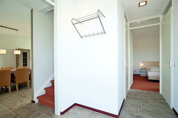 Foto van Ontsnapping uit een kwispelend meer - Vakantiehuis in Heel - HallReception