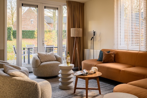 Foto van Villa in Maastricht met Sauna & Bubbelbad - Vakantiehuis in Maastricht - LivingRoom