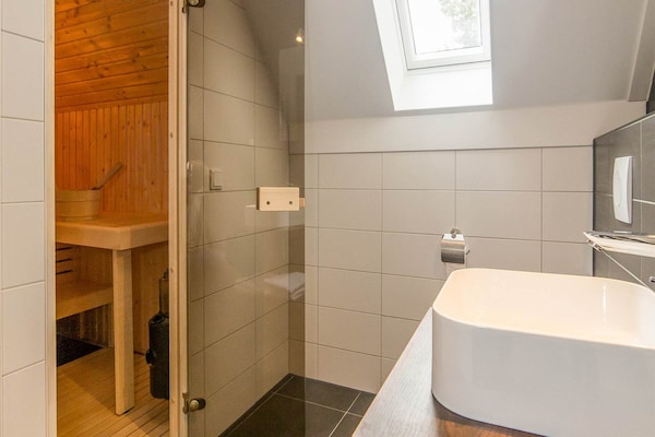 Foto van Verblijf & Ontspan in Maastricht - Vakantiehuis in Maastricht - BathRoom