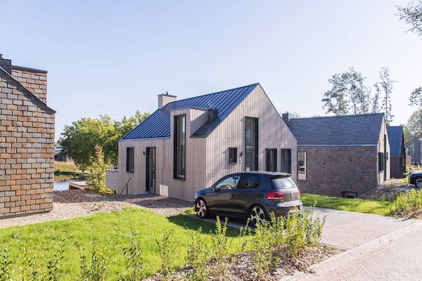 Foto van Stijlvolle villa met open haard - Vakantiehuis in Maastricht - ExteriorSummer