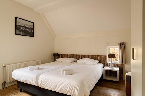 Foto van Mooie villa met veranda 4 km van Maastricht - Vakantiehuis in Maastricht - BedRoom