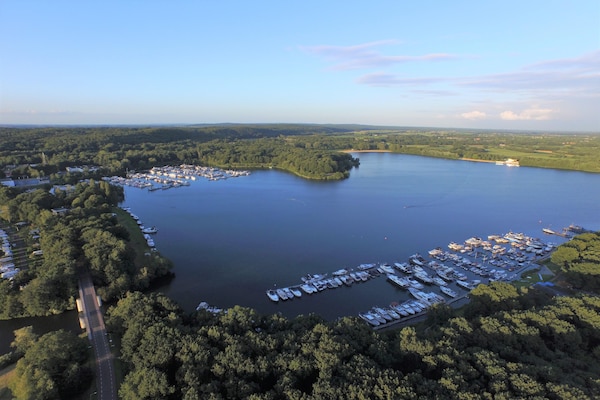 Foto van Woonboot Mookerplas met uitzicht - Vakantiehuis in Middelaar - AreaSummer5KM