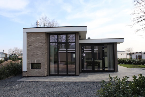 Foto van Appartement met Sauna en Terras in Gelderland - Vakantiehuis in Lathum - ExteriorSummer