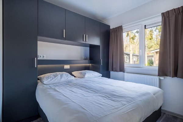 Foto van Luxe verblijf nabij Veluwepark - Vakantiehuis in Hoenderloo - BedRoom