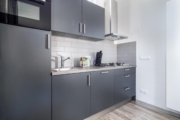Foto van Luxe verblijf nabij Veluwepark - Vakantiehuis in Hoenderloo - Kitchen