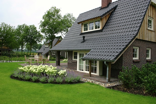 Foto van Stijlvol Toevluchtsoord in Hellendoorn - Vakantiehuis in Hellendoorn - GardenSummer