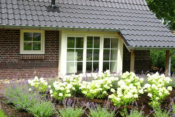 Foto van Stijlvol Toevluchtsoord in Hellendoorn - Vakantiehuis in Hellendoorn - GardenSummer