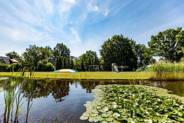 Foto van Stijlvol Toevluchtsoord in Hellendoorn - Vakantiehuis in Hellendoorn - ParkFacilities