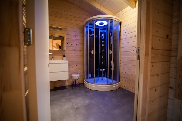Foto van Vakantiehuis in Markelo bij bos en zwembad - Vakantiehuis in Markelo - Wellness