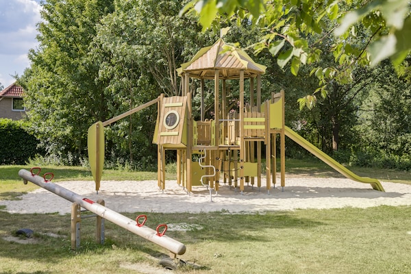 Foto van Chique Chalet Vlakbij Almelo - Vakantiehuis in Hoge Hexel - ParkFacilities