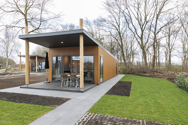 Foto van Chique Chalet Vlakbij Almelo - Vakantiehuis in Hoge Hexel - GardenSummer