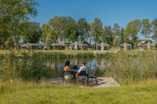 Foto van Modern chalet met afwasmachine, op5 km van Kampen - Vakantiehuis in Kampen - AreaSummer1KM