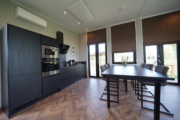 Foto van Chalet midden in de natuur met terras voor 6 - Vakantiehuis in Kampen - Kitchen