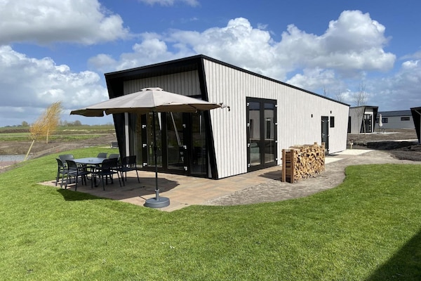 Foto van Licht en sfeervol chalet met terras. - Vakantiehuis in Kampen - ExteriorSummer