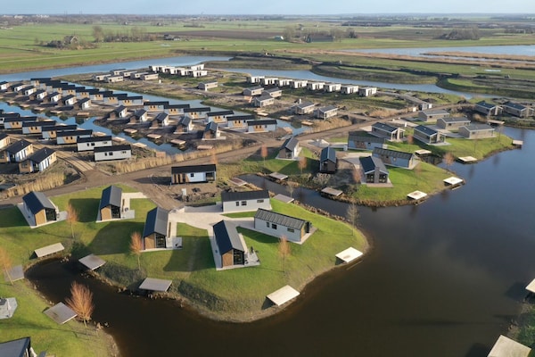 Foto van Licht en sfeervol chalet met terras. - Vakantiehuis in Kampen - AreaSummer1KM