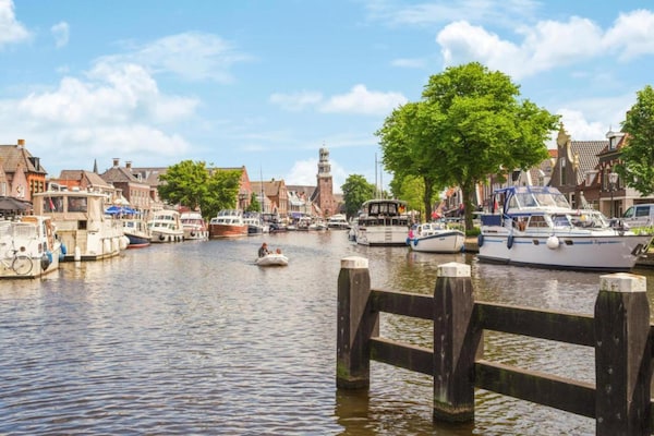 Foto van Docklodge in Friesland met eigen aanlegplaats - Vakantiehuis in Delfstrahuizen - AreaSummer20KM
