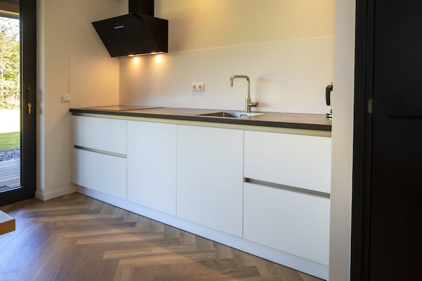 Foto van Villa in Friesland met tuin en terras - Vakantiehuis in Sint Nicolaasga - Kitchen