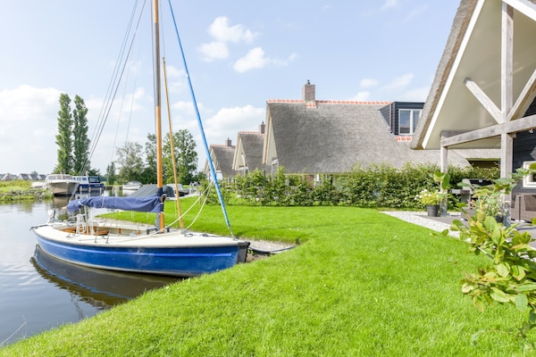 Foto van Modern chalet vlakbij het Sneekse Meer - Vakantiehuis in Terkaple - AreaSummer1KM