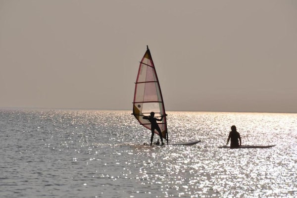 Foto van Modern chalet vlakbij het Sneekse Meer - Vakantiehuis in Terkaple - AreaSummer20KM