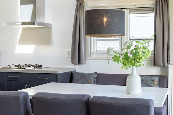 Foto van Modern chalet vlakbij het Sneekse Meer - Vakantiehuis in Terkaple - Kitchen