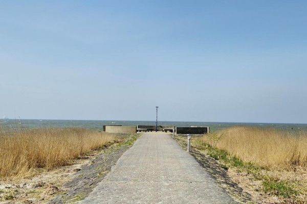 Foto van Ruime villa in een vakantiepark in Makkum - Vakantiehuis in Makkum - AreaSummer5KM