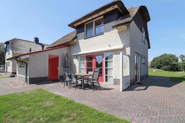 Foto van Ruime villa in een vakantiepark in Makkum - Vakantiehuis in Makkum - Untagged