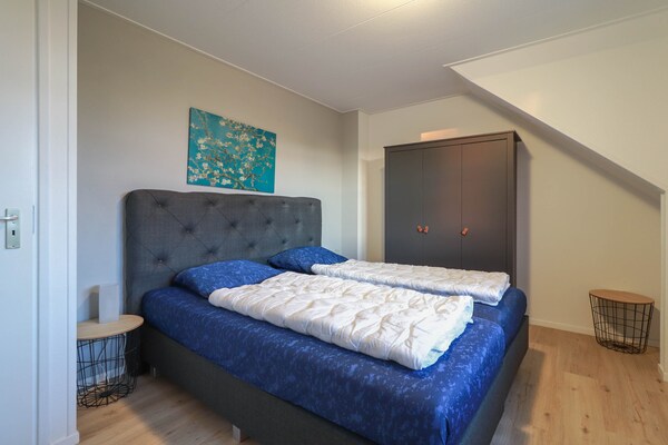 Foto van Ruime villa in een vakantiepark in Makkum - Vakantiehuis in Makkum - BedRoom
