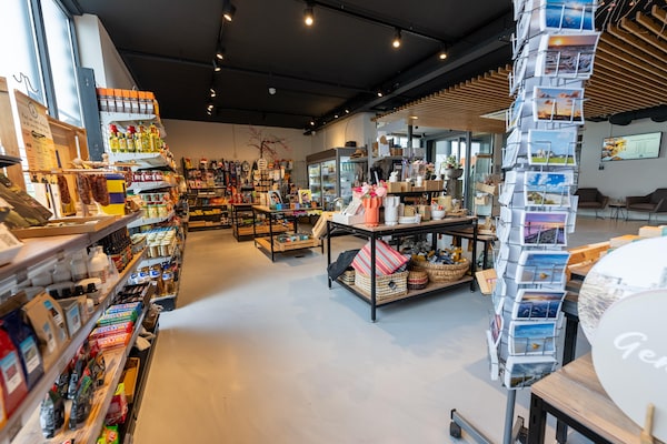 Foto van Ameland Lodge met Veranda - Vakantiehuis in Hollum - ParkFacilities