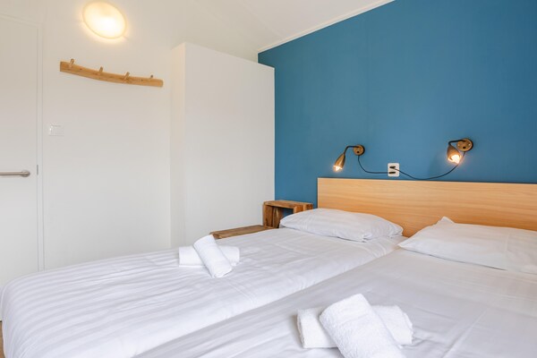 Foto van Gezellige bungalow op 1,5 km van het strand - Vakantiehuis in Hollum - ParkFacilities