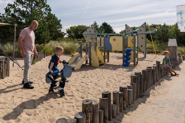 Foto van Gezellige bungalow op 1,5 km van het strand - Vakantiehuis in Hollum - AreaSummer5KM