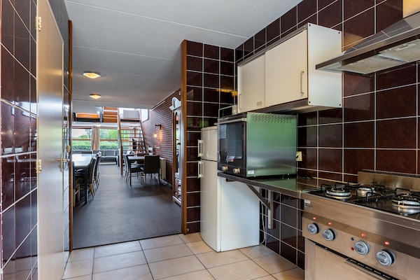 Foto van Grote huisdiervriendelijke lodge - Vakantiehuis in Gasselternijveen - Kitchen