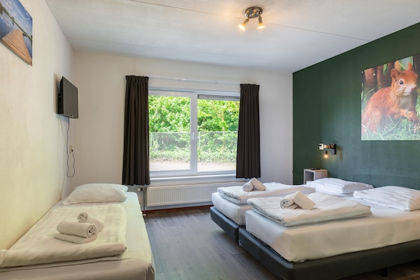 Foto van Grote huisdiervriendelijke lodge - Vakantiehuis in Gasselternijveen - BedRoom