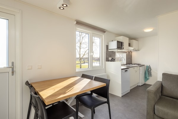 Foto van Gezellig chalet met toegang tot het zwembad - Vakantiehuis in Gasselternijveen - Kitchen