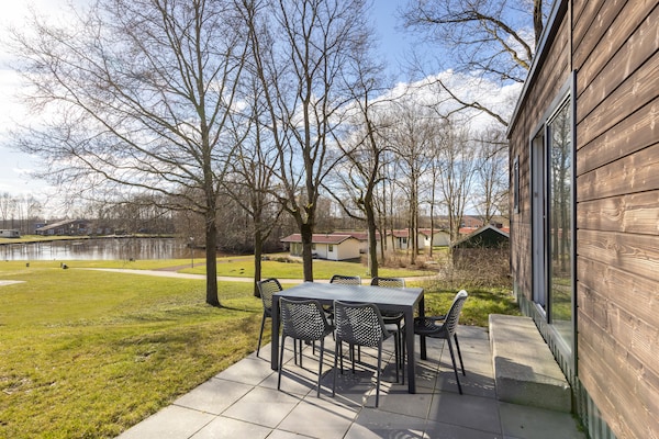 Foto van Modern chalet nabij bos - Vakantiehuis in Gasselternijveen - TerraceBalcony