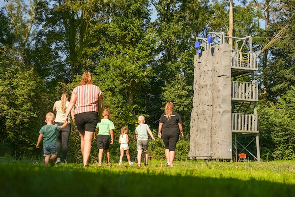 Foto van Charmante safaritent aan het meer - Vakantiehuis in Gasselternijveen - ParkFacilities