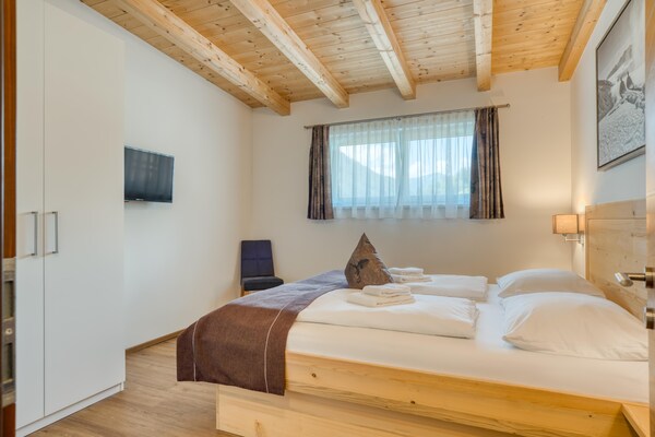 Foto van Vakantiehuis in Neukirchen met Bergzicht - Vakantiehuis in Neukirchen - BedRoom