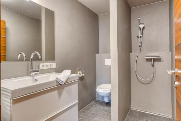 Foto van Vakantiehuis in Neukirchen met Bergzicht - Vakantiehuis in Neukirchen - ViewSummer